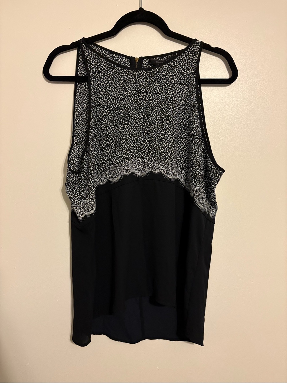 NWT BCBGMAXAZRIA Black and White Sleeveless Patterned Women's Top